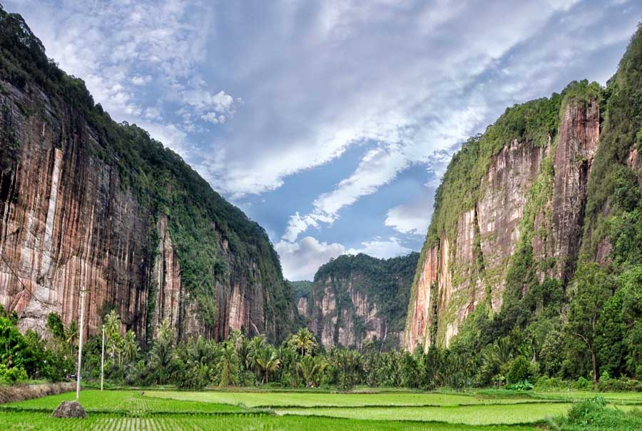 Tempat Wisata Di Sumatera Barat Yang Bikin Takjub