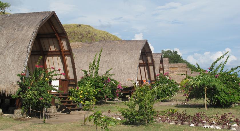 komodo resort villa