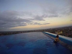 indoluxe-infinity-pool-kecil