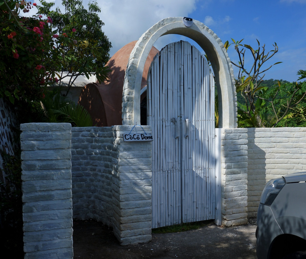 Mentigi Bay Dome villa