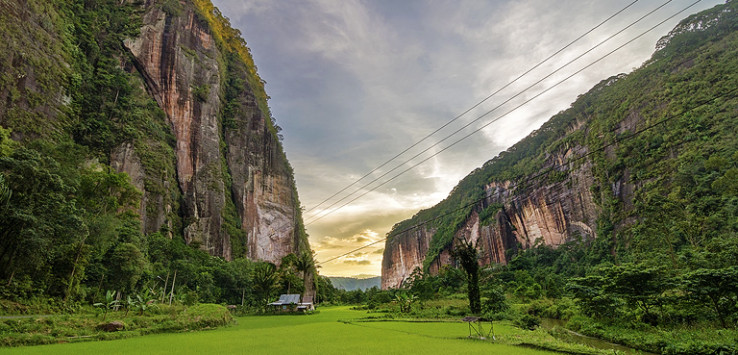 lembah-harau-di-padang