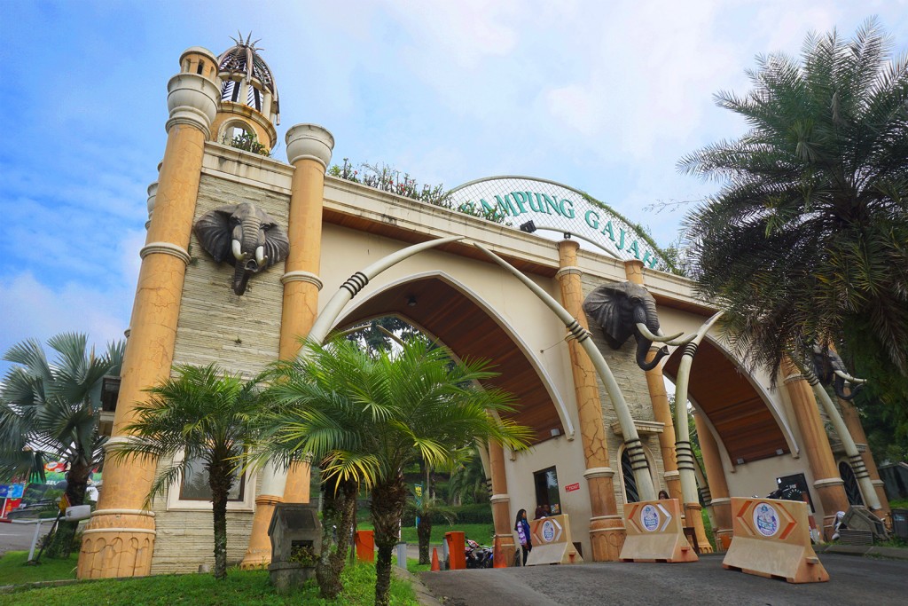 Wisata Seru Bareng Keluarga Di Kampung Gajah Wonderland