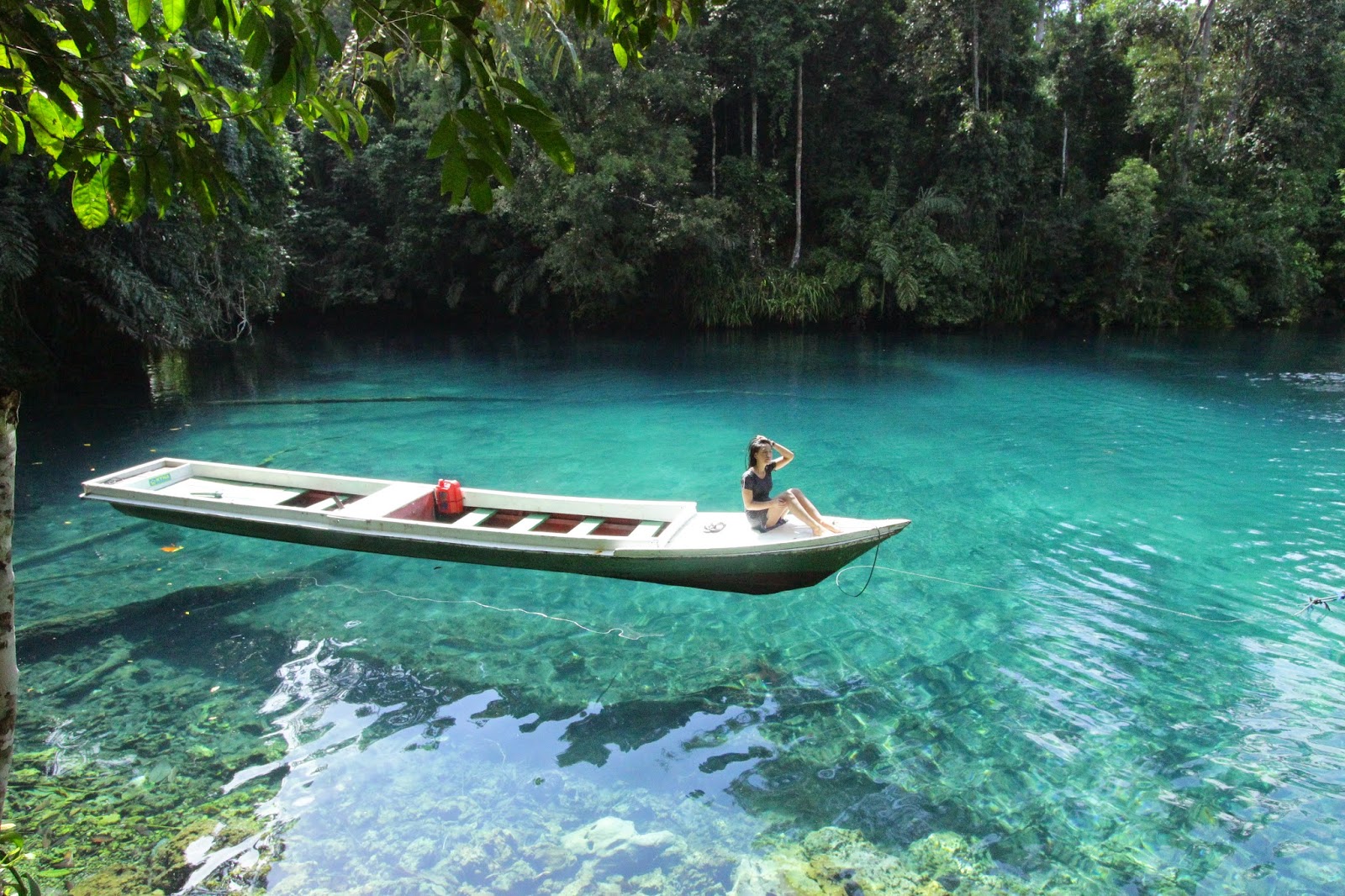 7 Danau Paling Cantik Di Indonesia Yang Pemandangannya Bikin